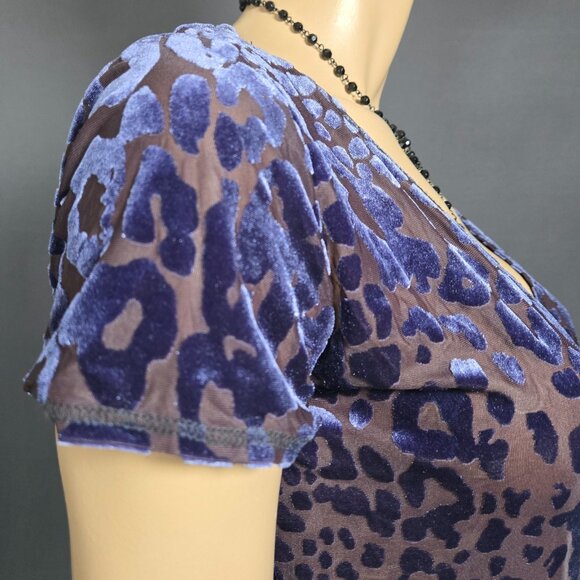 Y2K Blue Leopard Flocked Velvet Burnout Sheer Mesh Top Size M V Neck - Picture 9 of 11